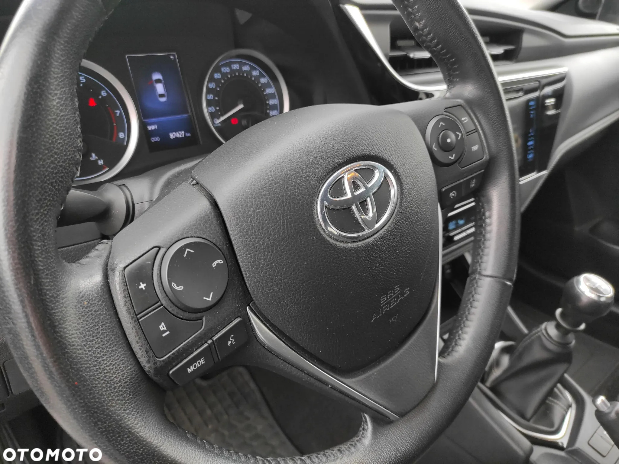 Toyota Corolla 1.6 Comfort - 20