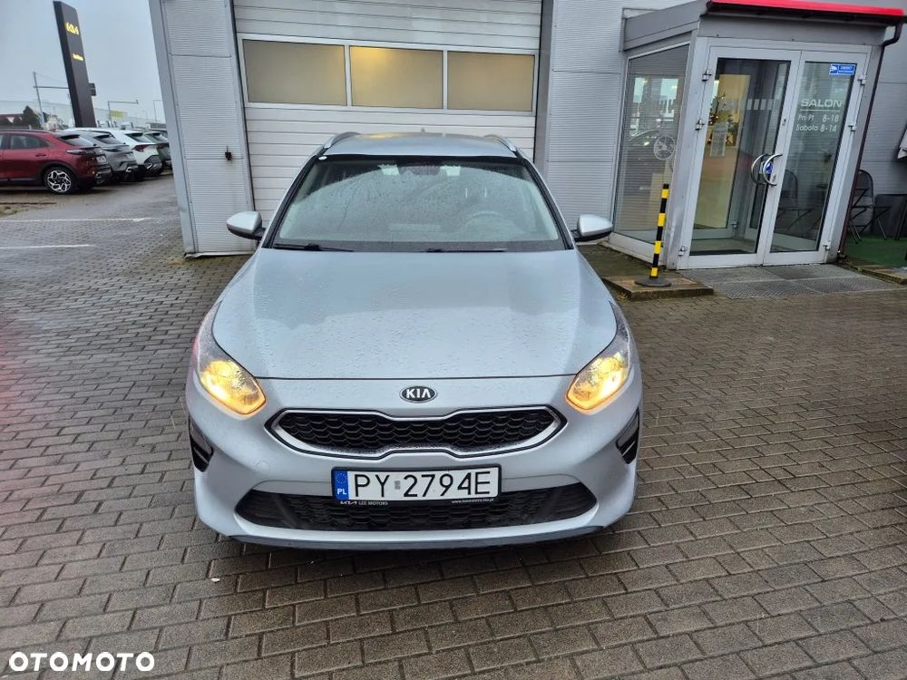 Kia Ceed 1.6 CRDi SCR M - 2
