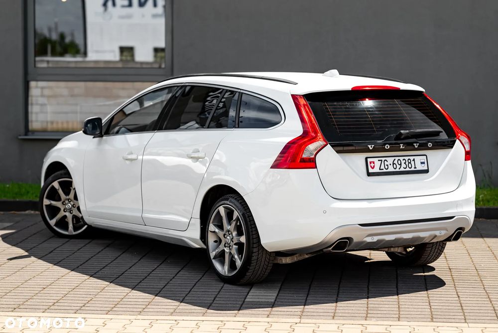 Volvo V60 - 13