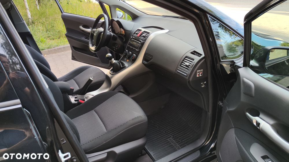 Toyota Auris 1.6 Valvematic Comfort - 11