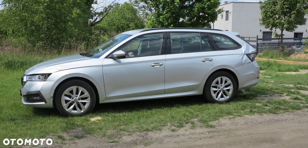 Skoda Octavia 2.0 TDI Ambition - 8