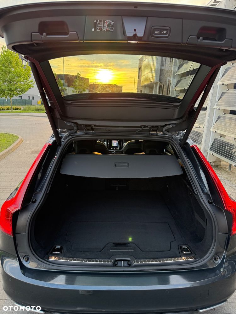 Volvo V90 D4 Geartronic R Design - 14