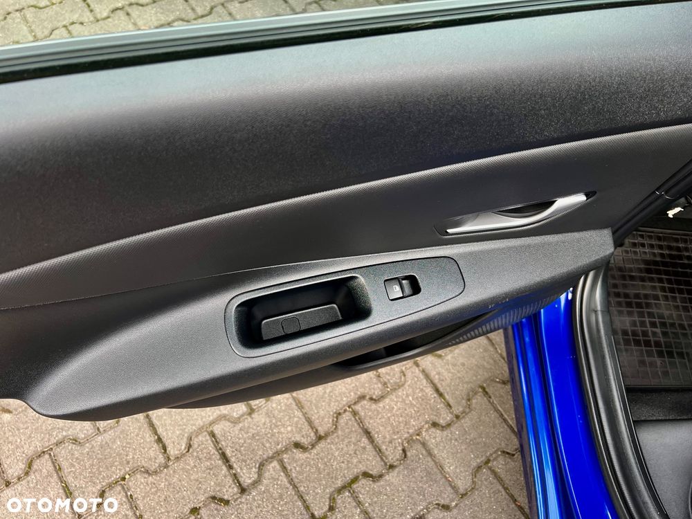 Hyundai Elantra 1.6 Executive - 15