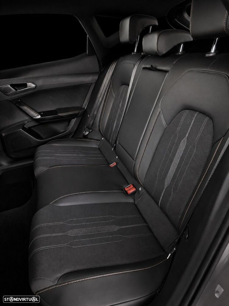 Cupra Formentor 1.4 e-Hybrid DSG VZ - 17