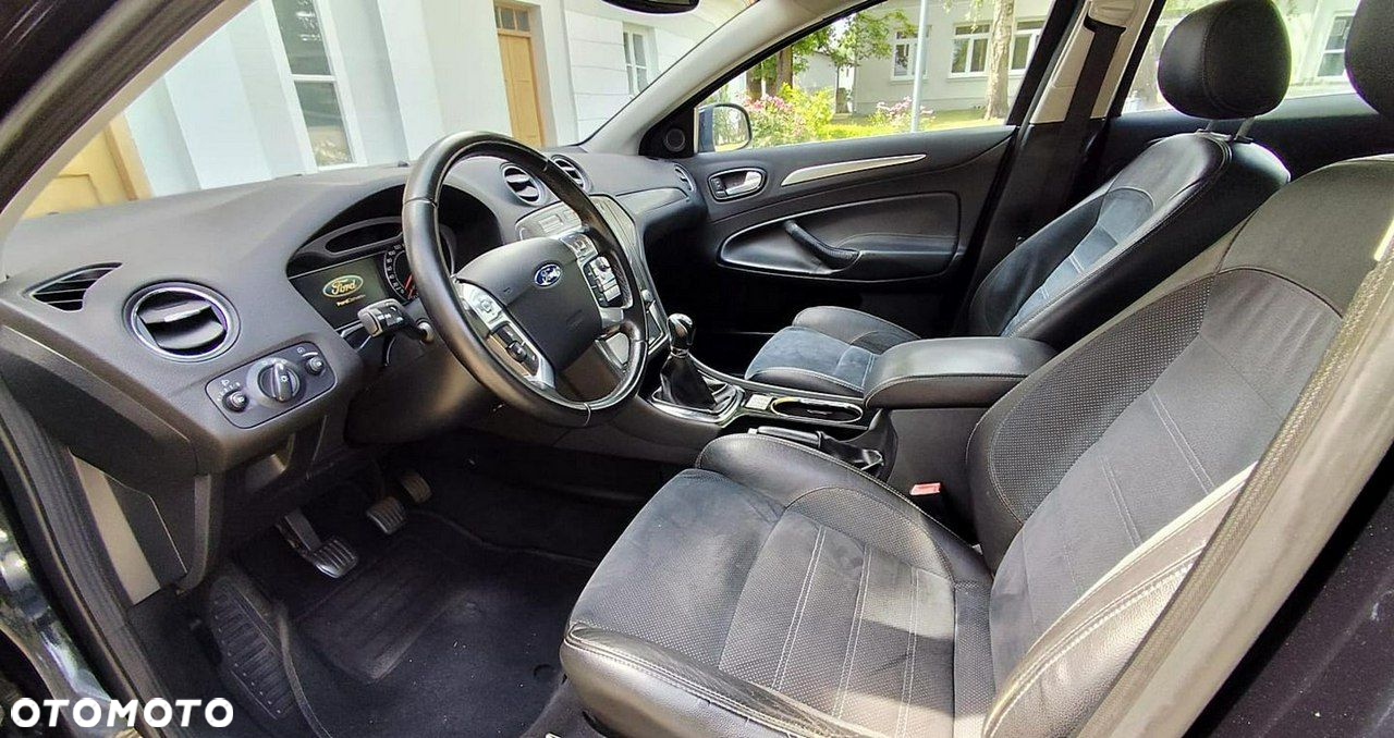 Ford Mondeo - 18