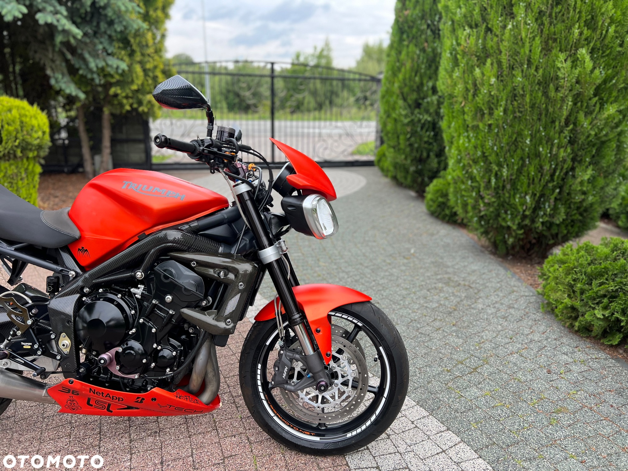 Triumph Street Triple - 5