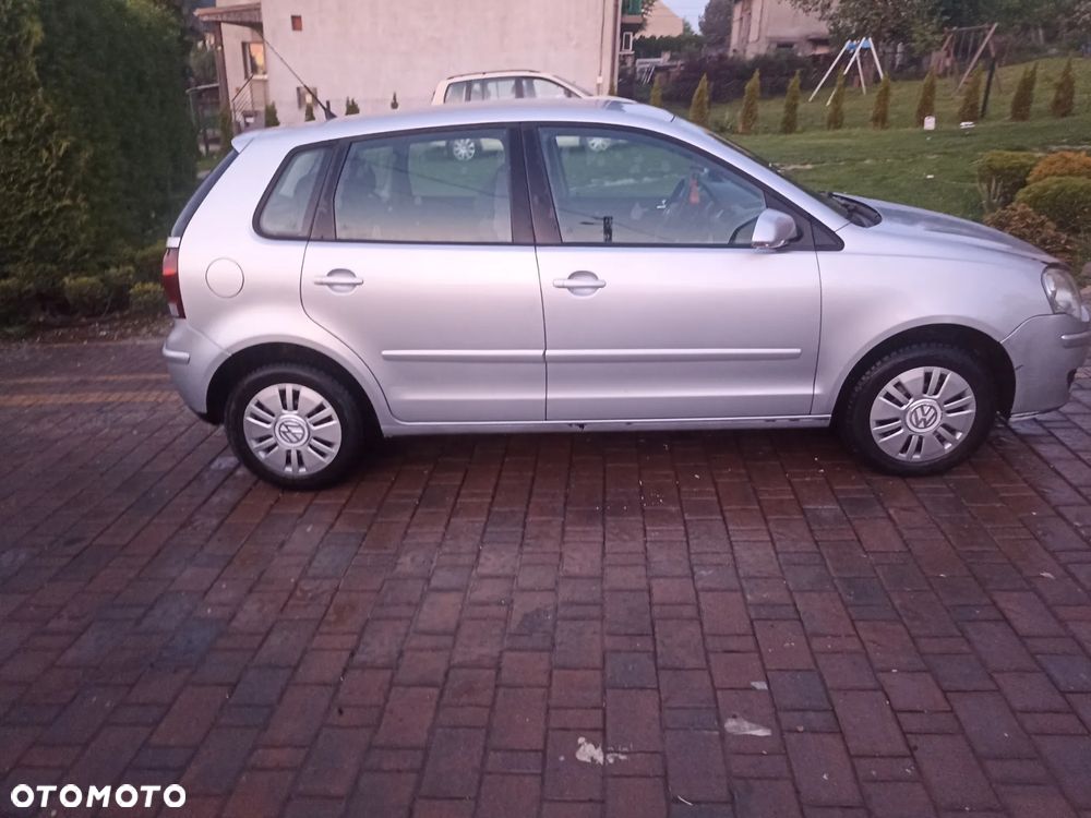 Volkswagen Polo - 4