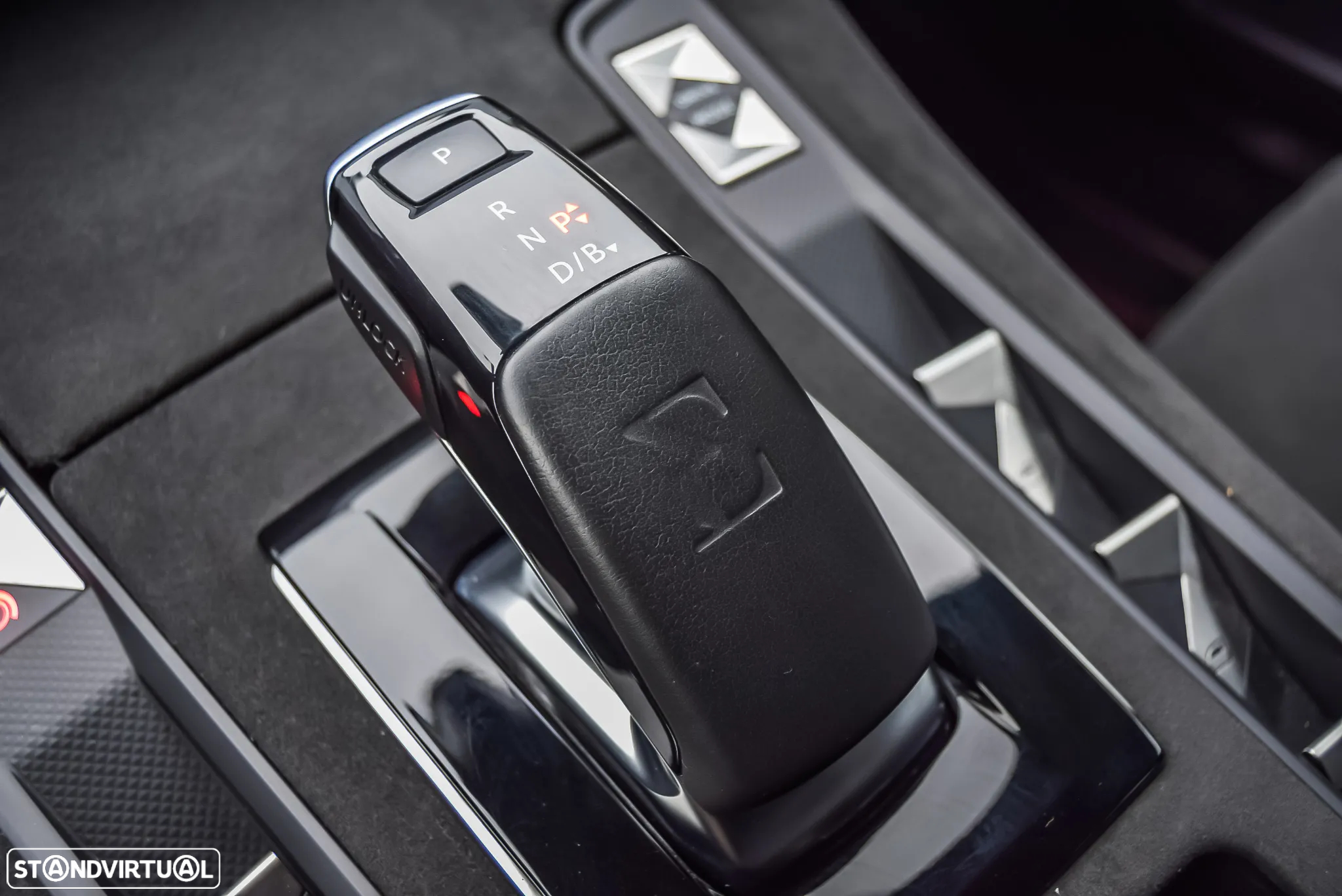 DS DS7 Crossback E-Tense Performance Line+ EAT8 - 18