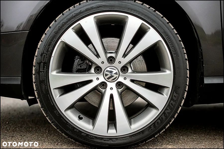 Volkswagen Passat - 18