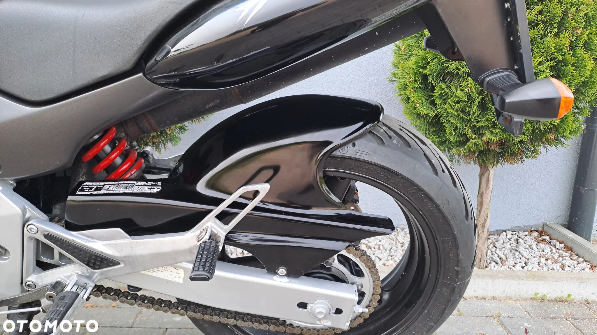 Honda Hornet - 27