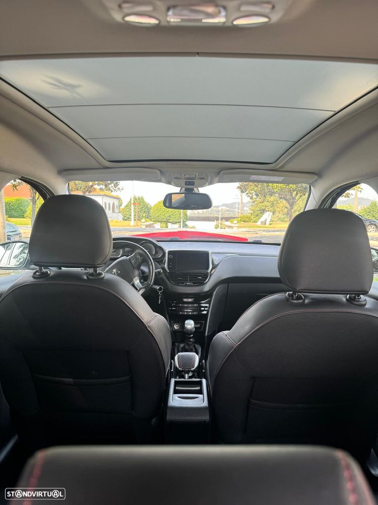 Peugeot 2008 PureTech 130 Stop&Start GT-Line Edition - 8