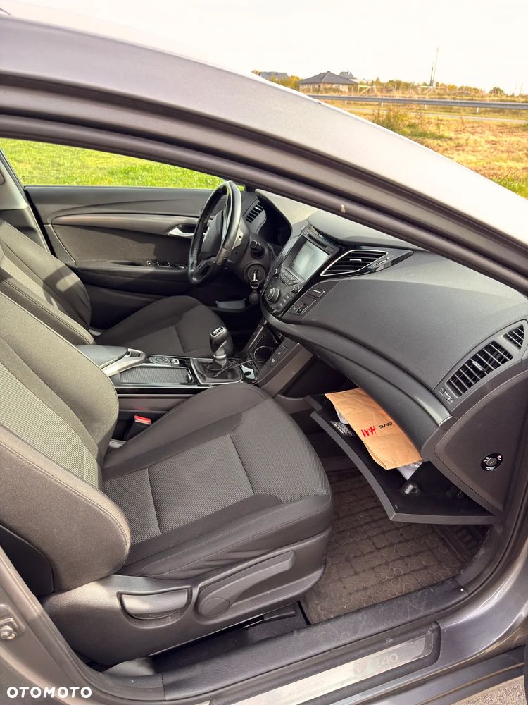 Hyundai i40 - 20