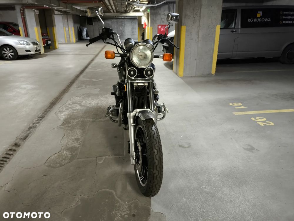 Honda CB - 9