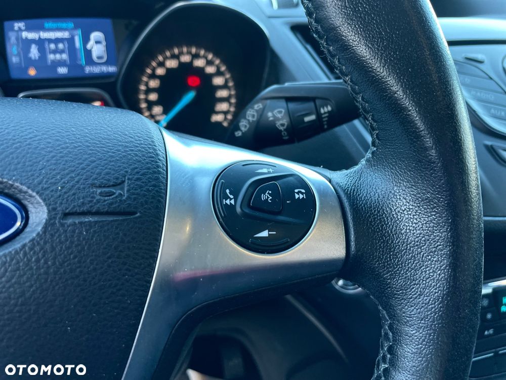 Ford Kuga 2.0 TDCi 2x4 Titanium - 19