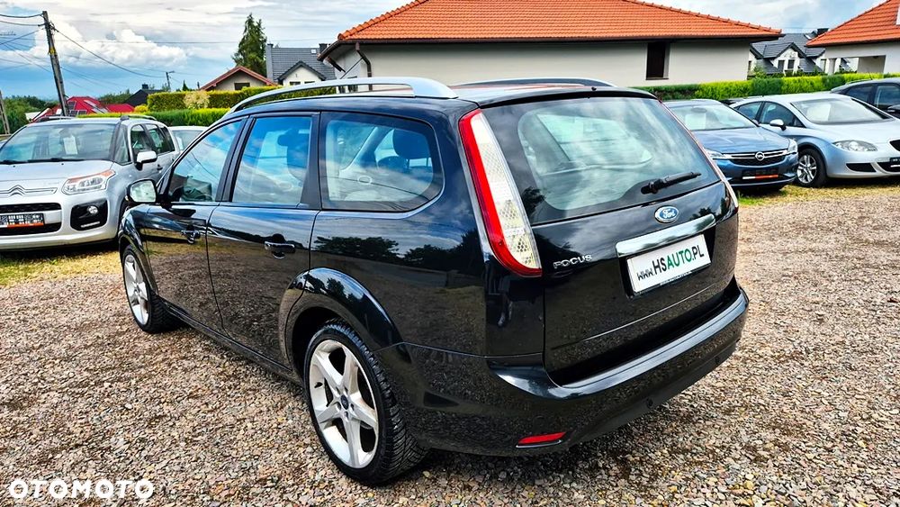 Ford Focus 1.8 Titanium - 19