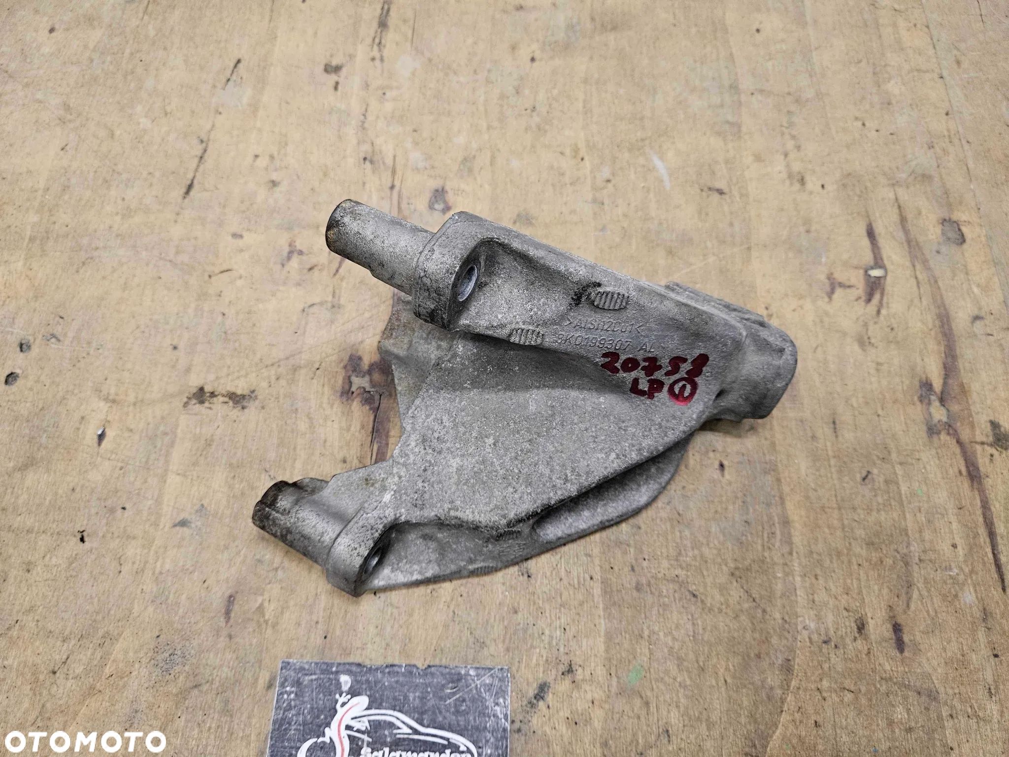 Lapa 8K0199307AL Wspornik Podpora Silnika Mocowanie LEWE 1.8 2.0 TFSI Audi A4 B8 A5 8T - 1