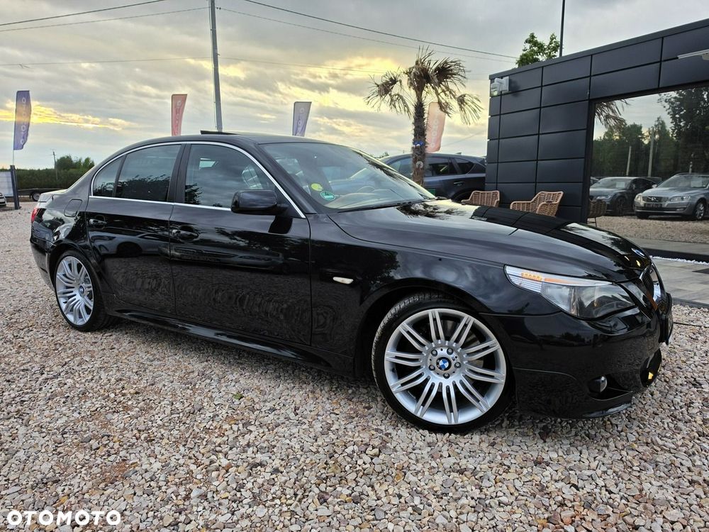 BMW Seria 5 550i - 6