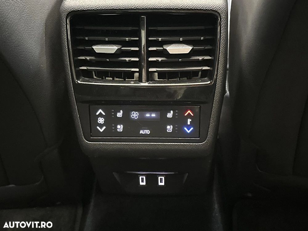 DS Automobiles DS 9 - 21