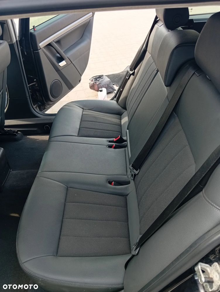 Opel Vectra 1.8 Cosmo - 29