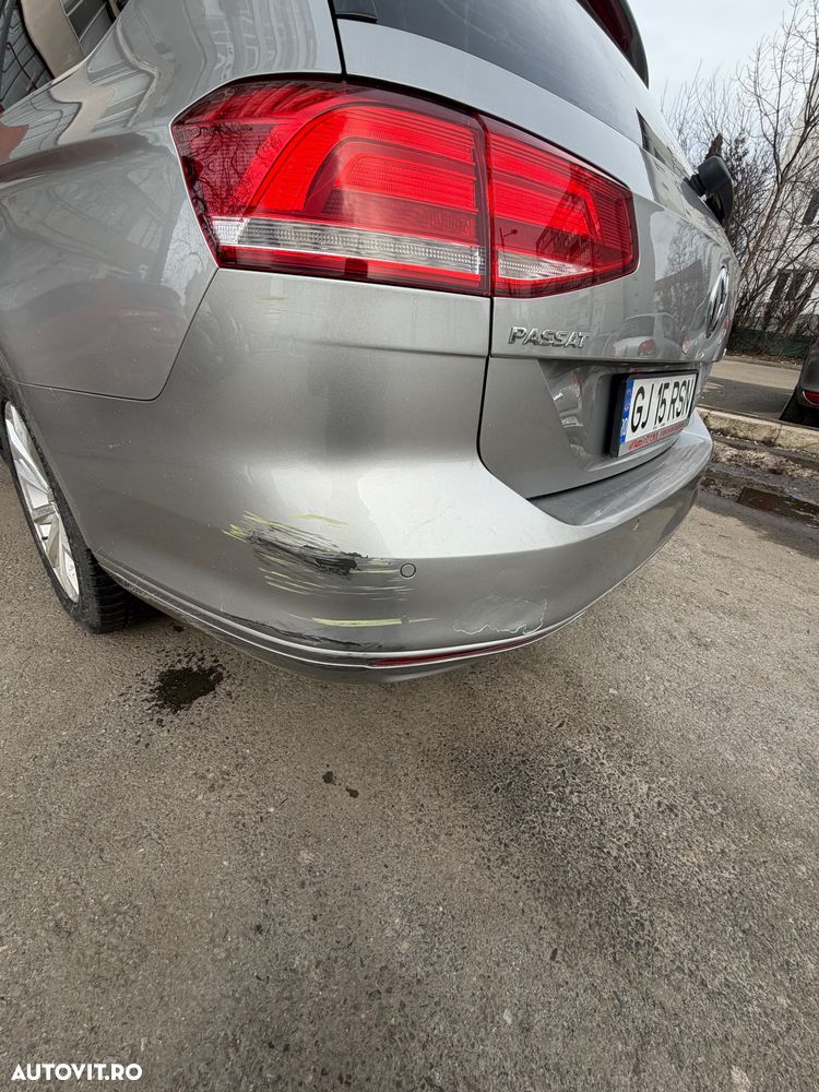 Volkswagen Passat 2.0 TDI DSG Comfortline - 5