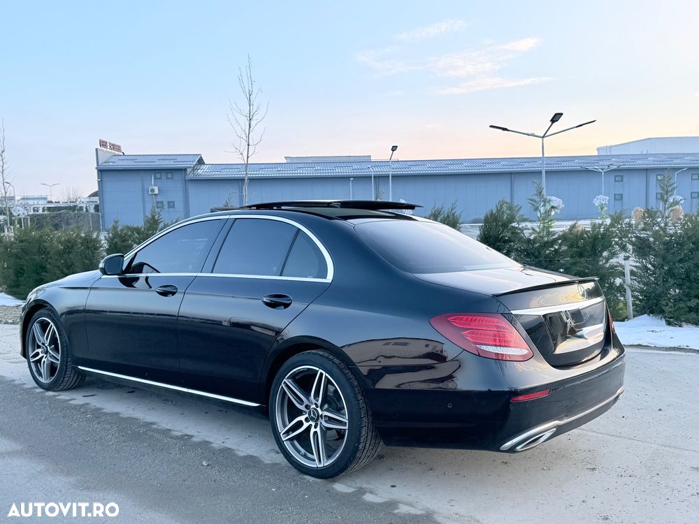 Mercedes-Benz E 220 d 4MATIC 9G-TRONIC Avantgarde - 4