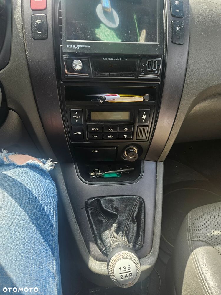 Hyundai Tucson 2.0 Comfort 2WD - 3