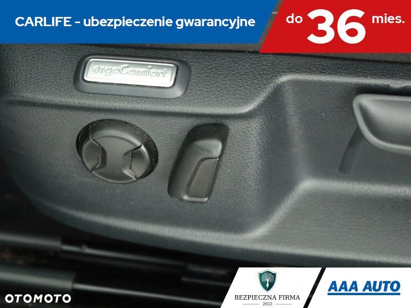 Volkswagen Passat - 18