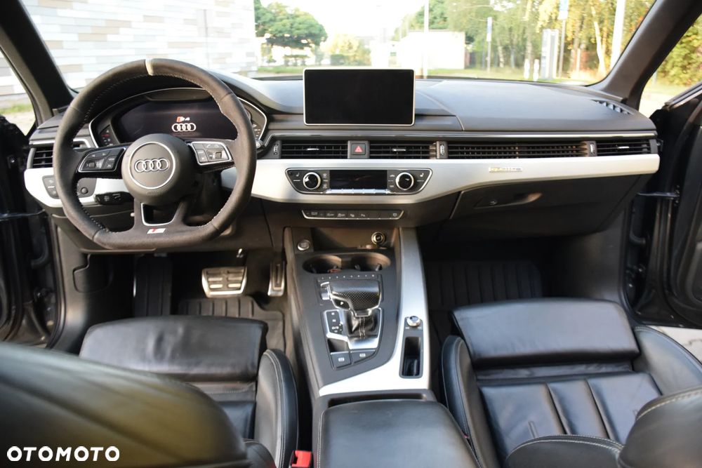 Audi A4 Avant - 19