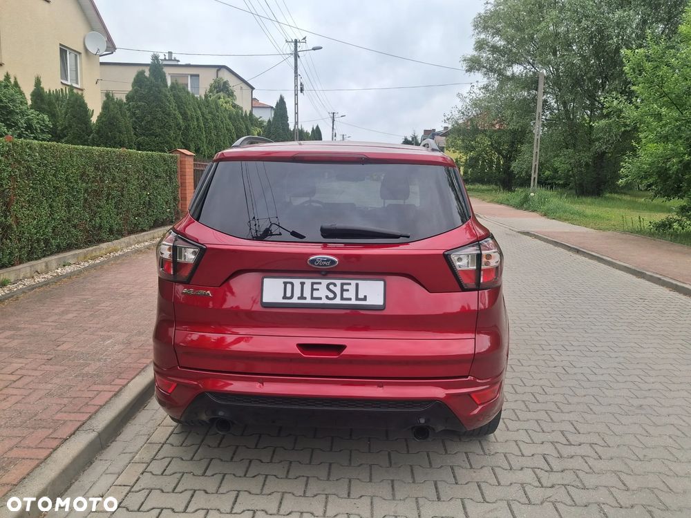 Ford Kuga 1.5 TDCi 2x4 ST-Line - 14
