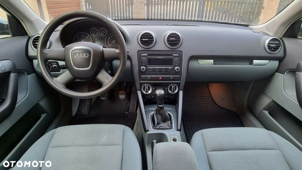 Audi A3 Sportback - 13