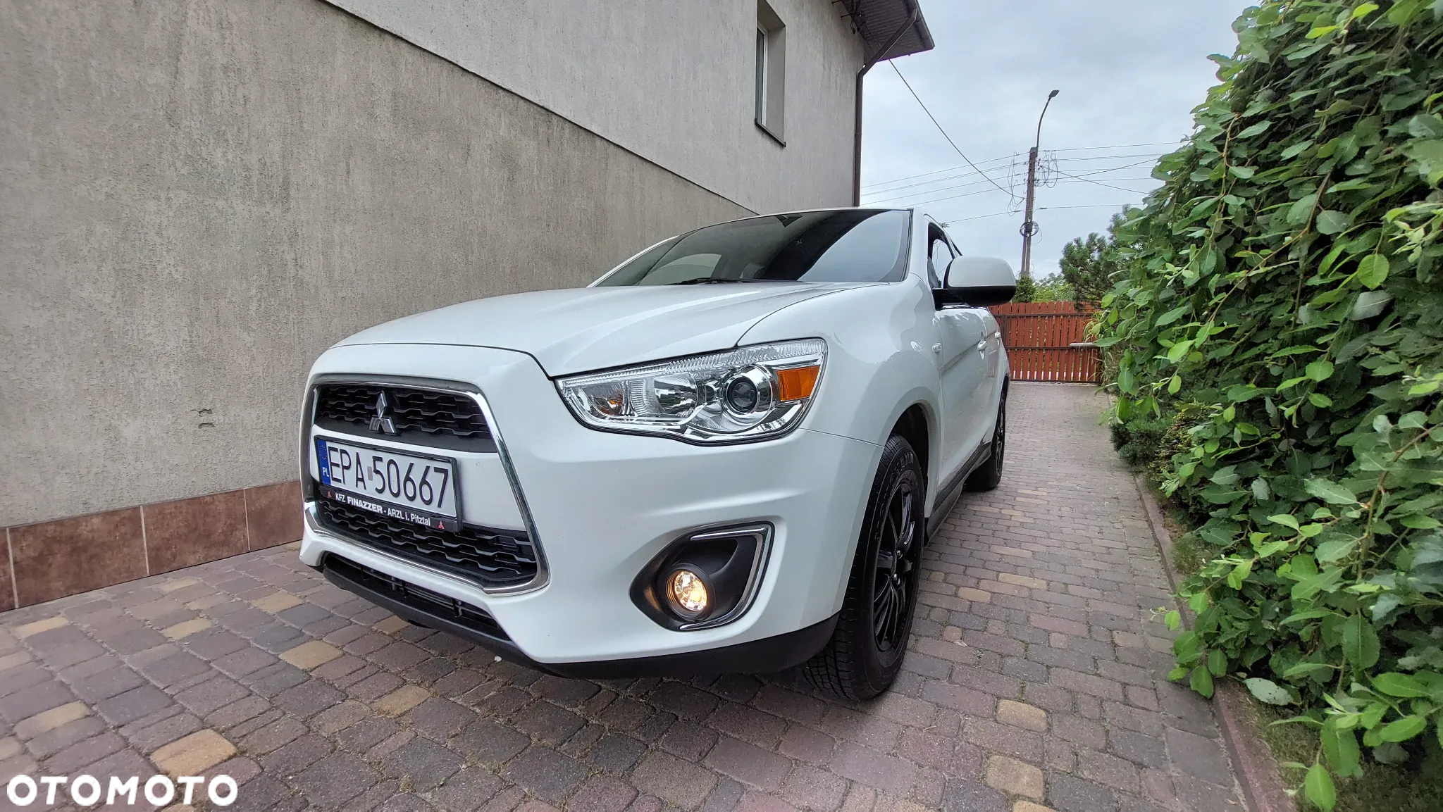 Mitsubishi ASX 1.6 DI-D 4WD Plus - 2
