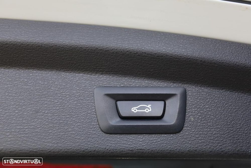 BMW X2 18 d sDrive Pack M - 21