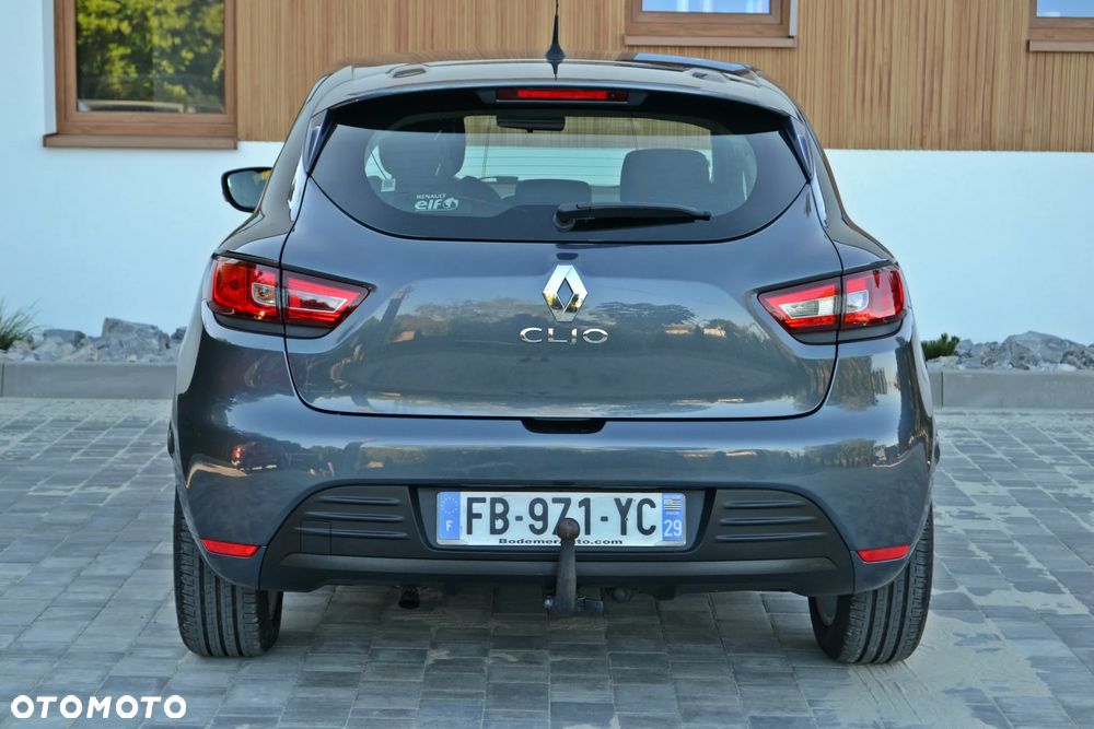 Renault Clio - 16