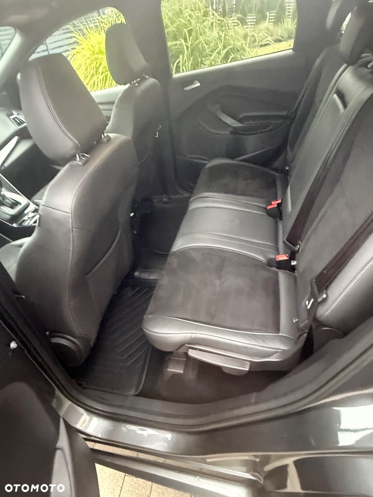 Ford Kuga 2.0 TDCi AWD ST-Line - 14
