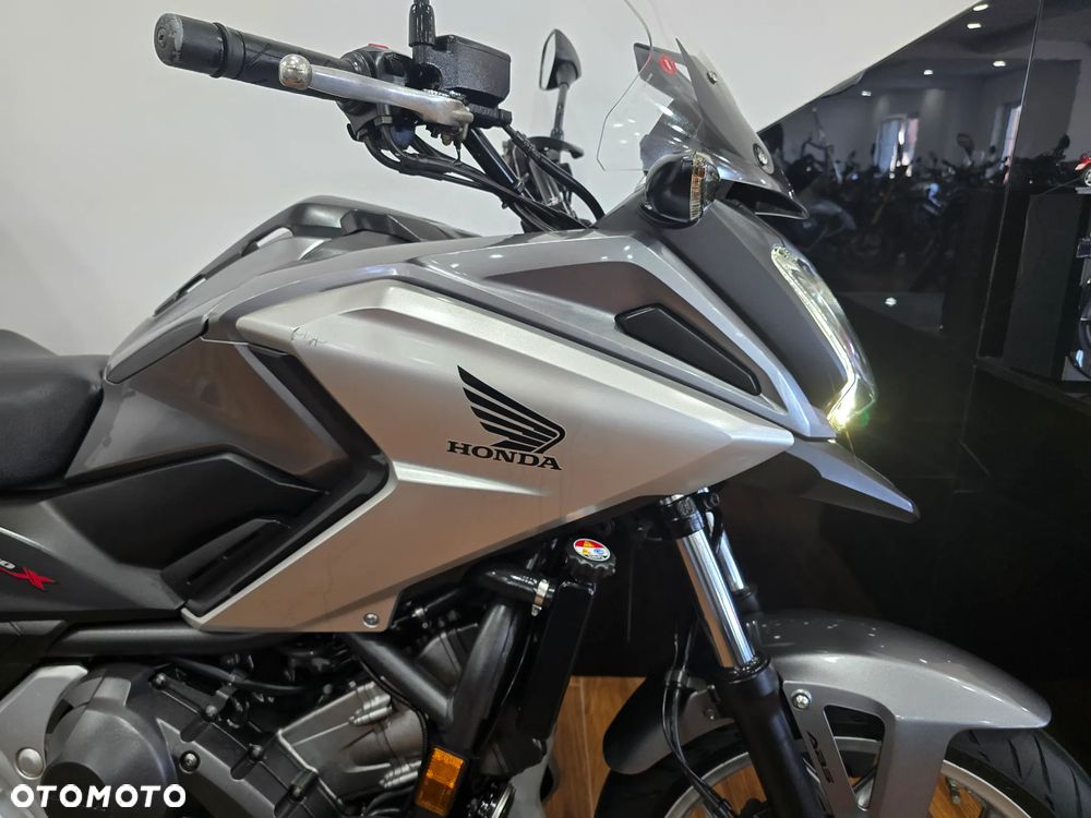 Honda NC - 27