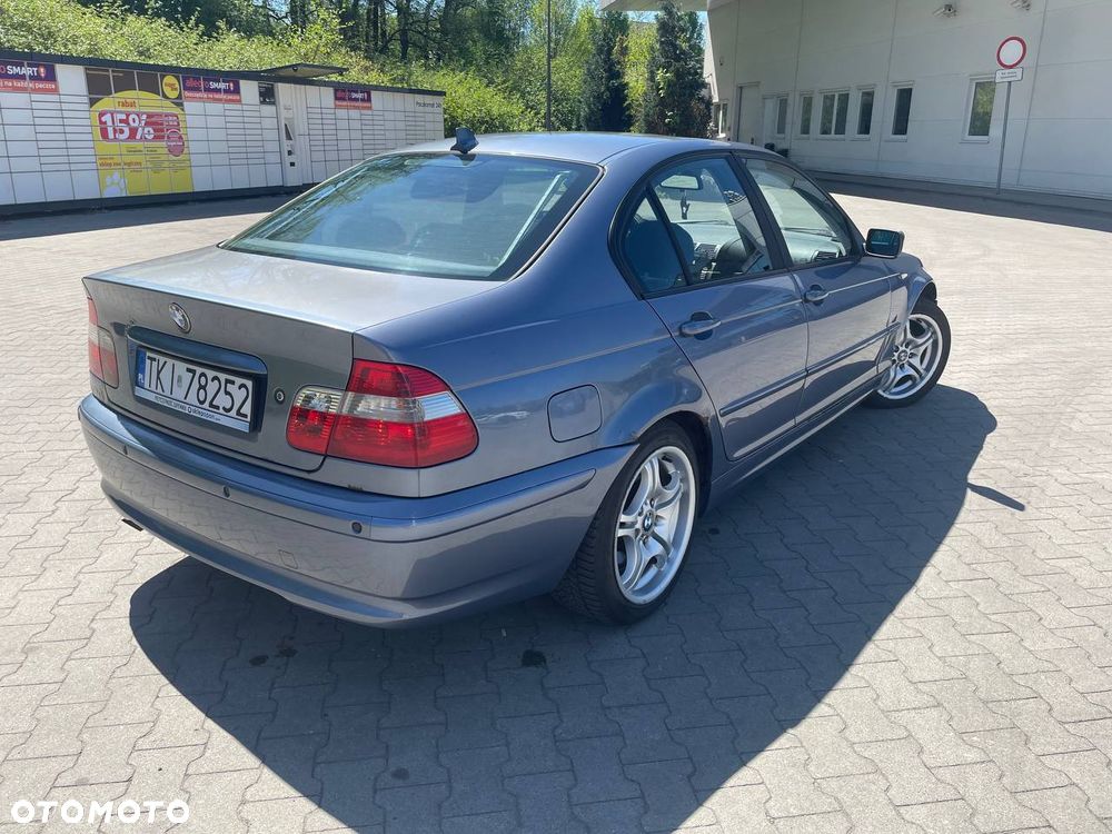 BMW Seria 3 325xi Edition Exclusive - 4