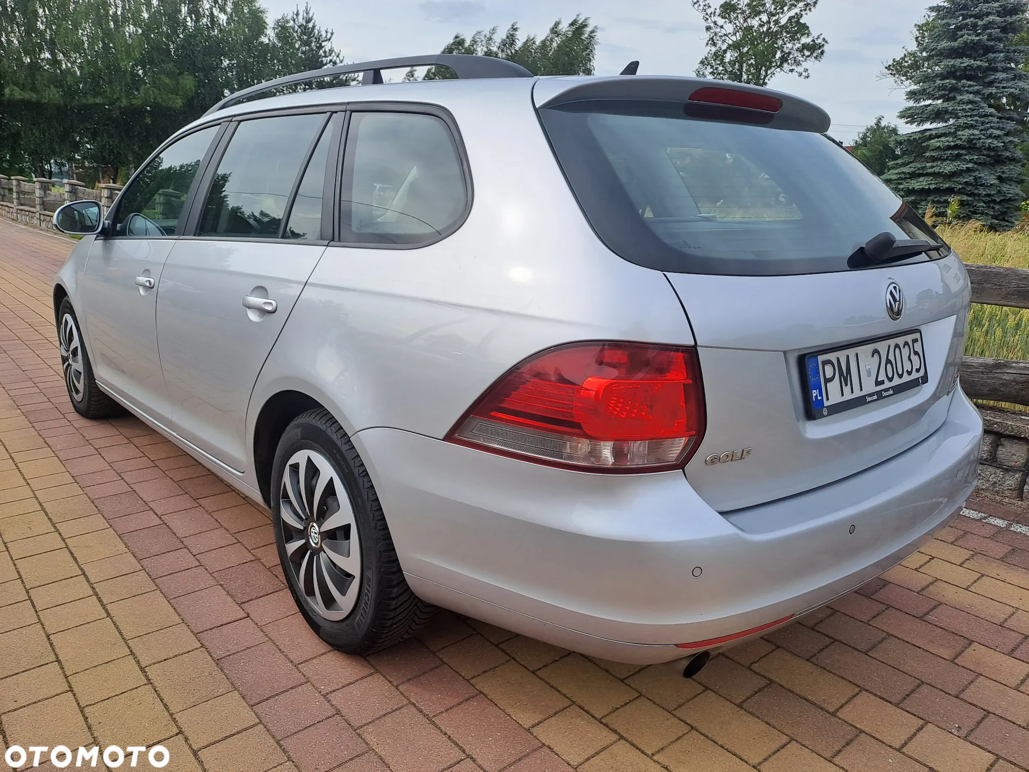 Volkswagen Golf 1.6 TDI BlueMotion Technology Comfortline - 7