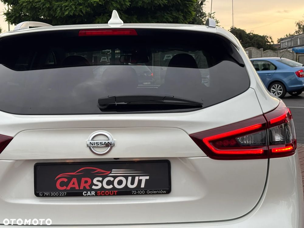 Nissan Qashqai 1.3 DIG-T N-Connecta - 10