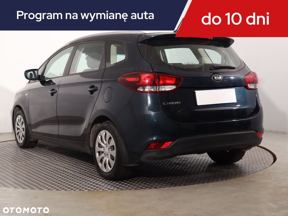 Kia Carens - 6