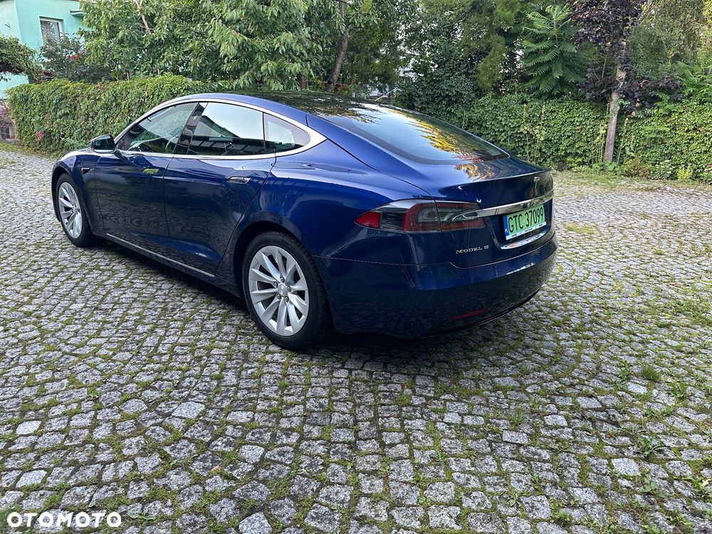 Tesla Model S Long Range Plus - 4