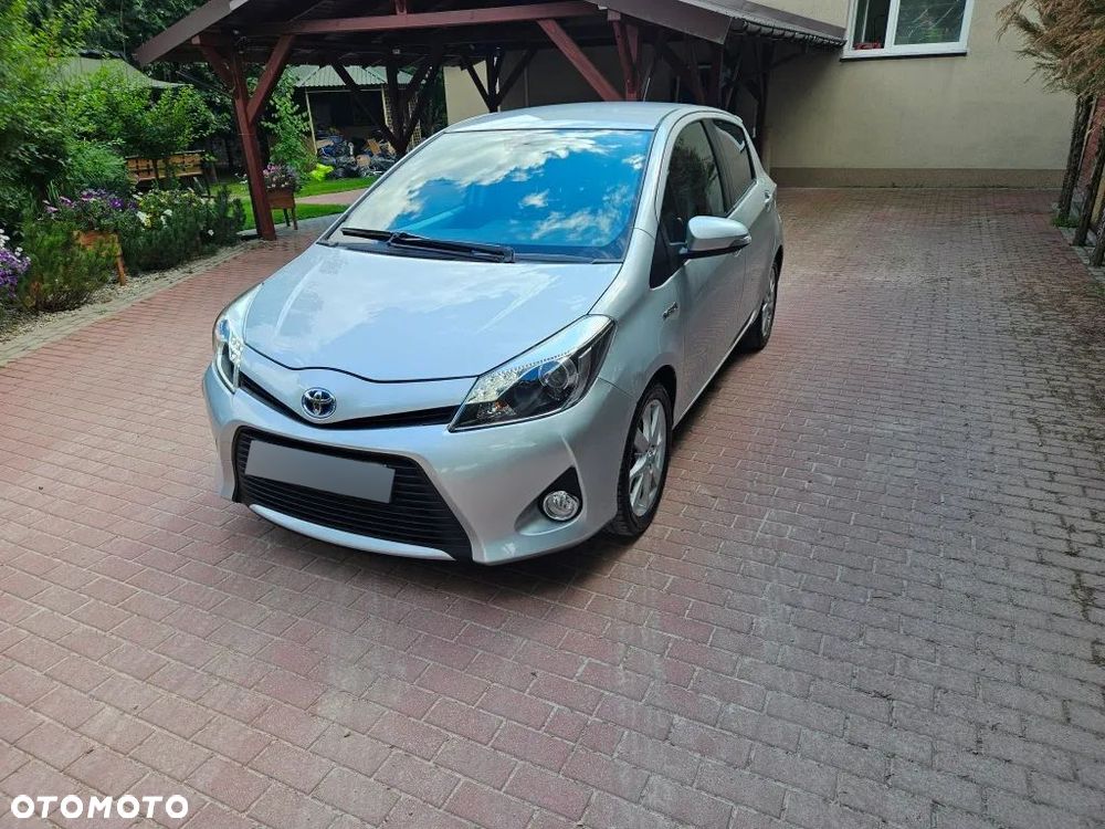 Toyota Yaris - 1