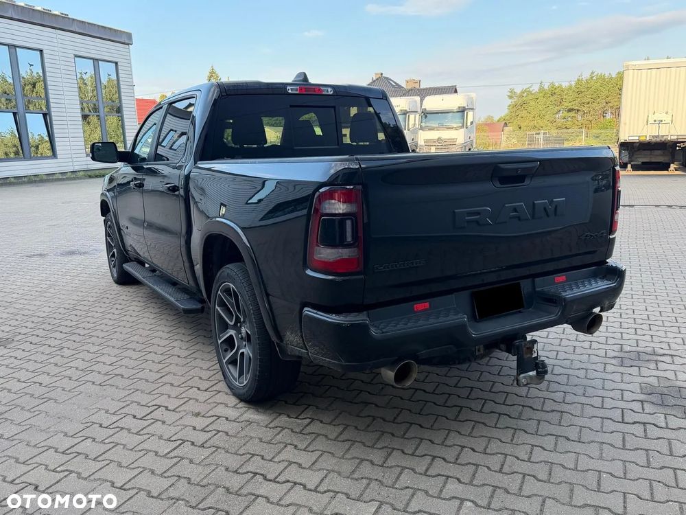 RAM 1500 5.7 Crew Cab Laramie - 3