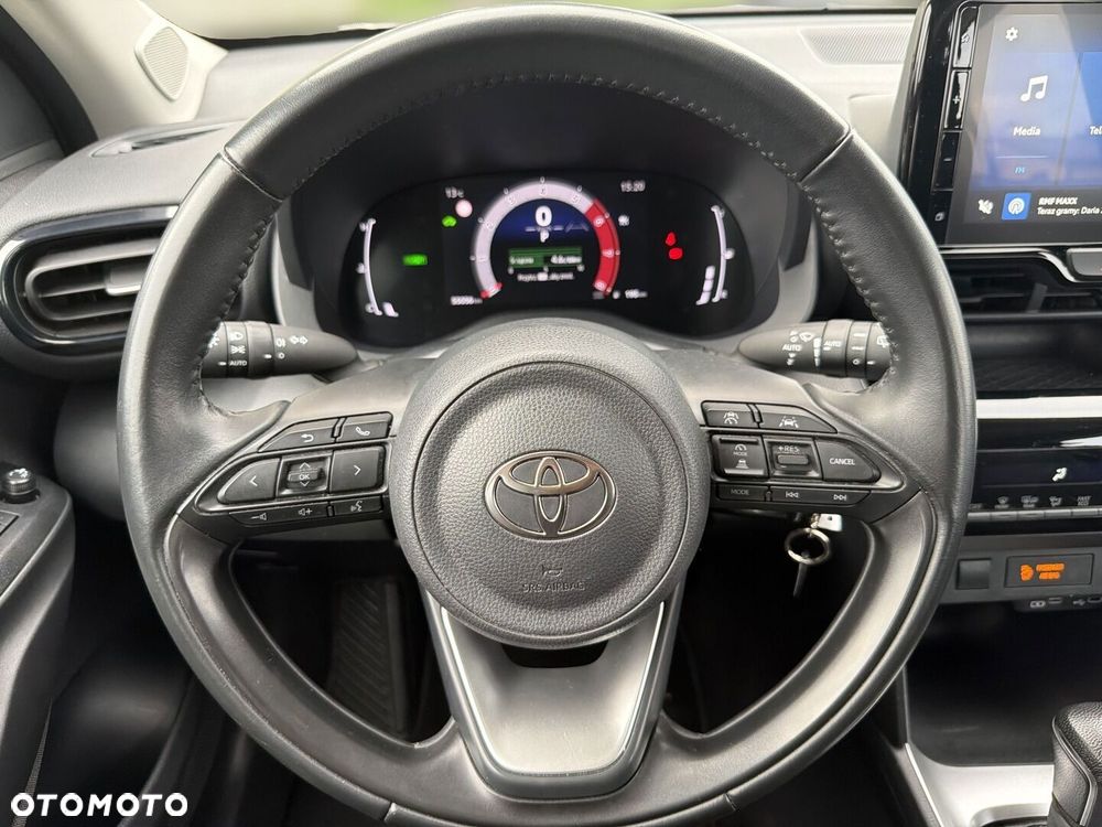 Toyota Yaris Cross - 17