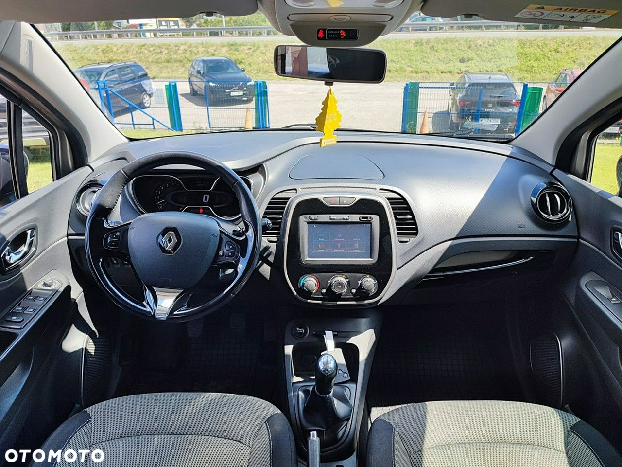 Renault Captur - 17