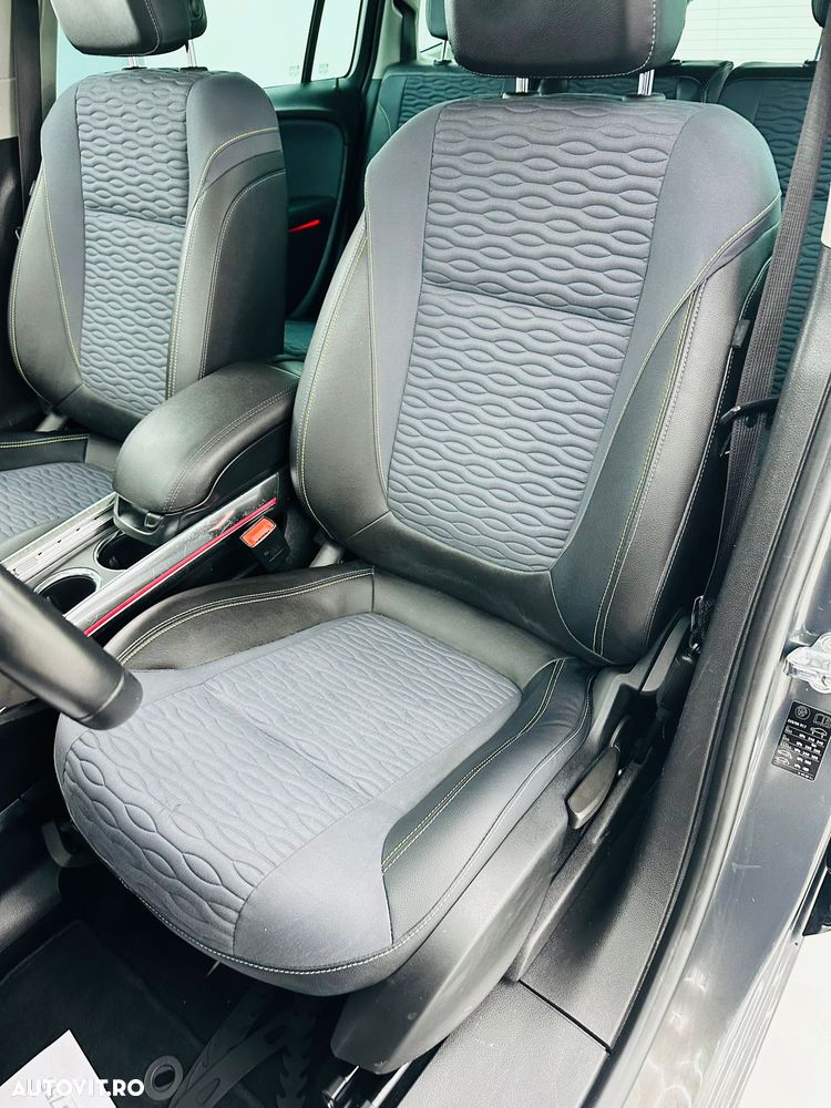 Opel Zafira Tourer 2.0 CDTI Innovation - 14