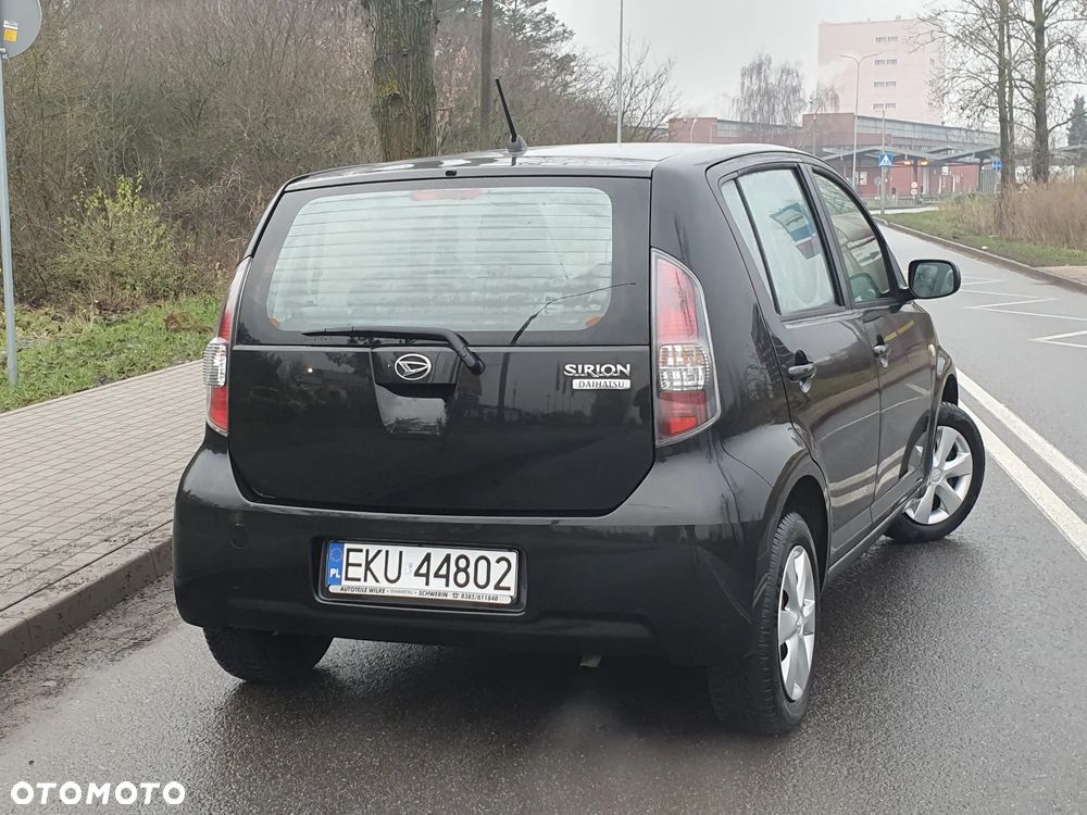 Daihatsu Sirion - 13