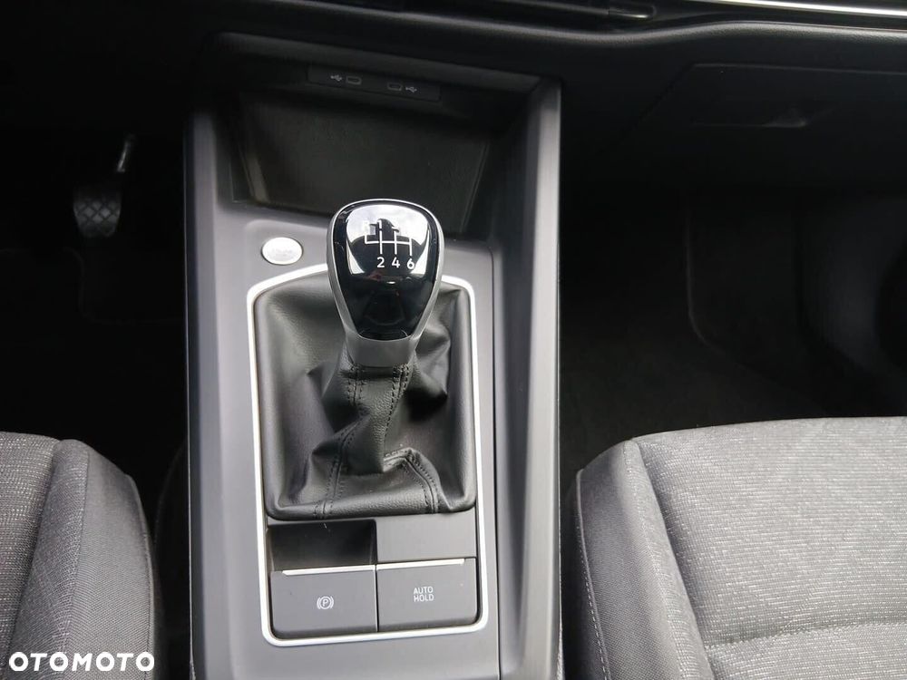 Volkswagen Golf 1.5 TSI EVO Life - 23