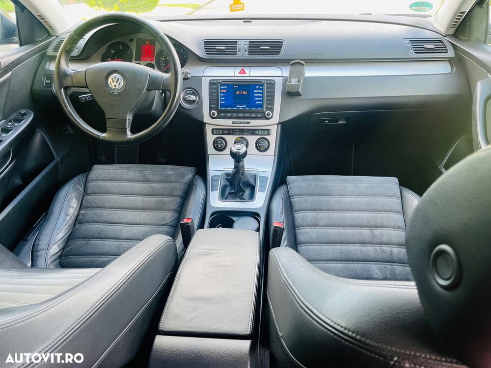 Volkswagen Passat 2.0 TDI DPF Highline - 5