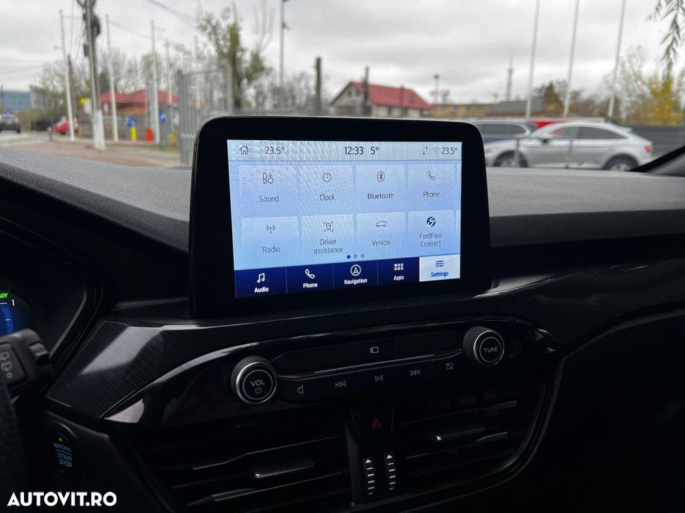 Ford Kuga 2.5 Duratec FHEV FWD ST Line - 29