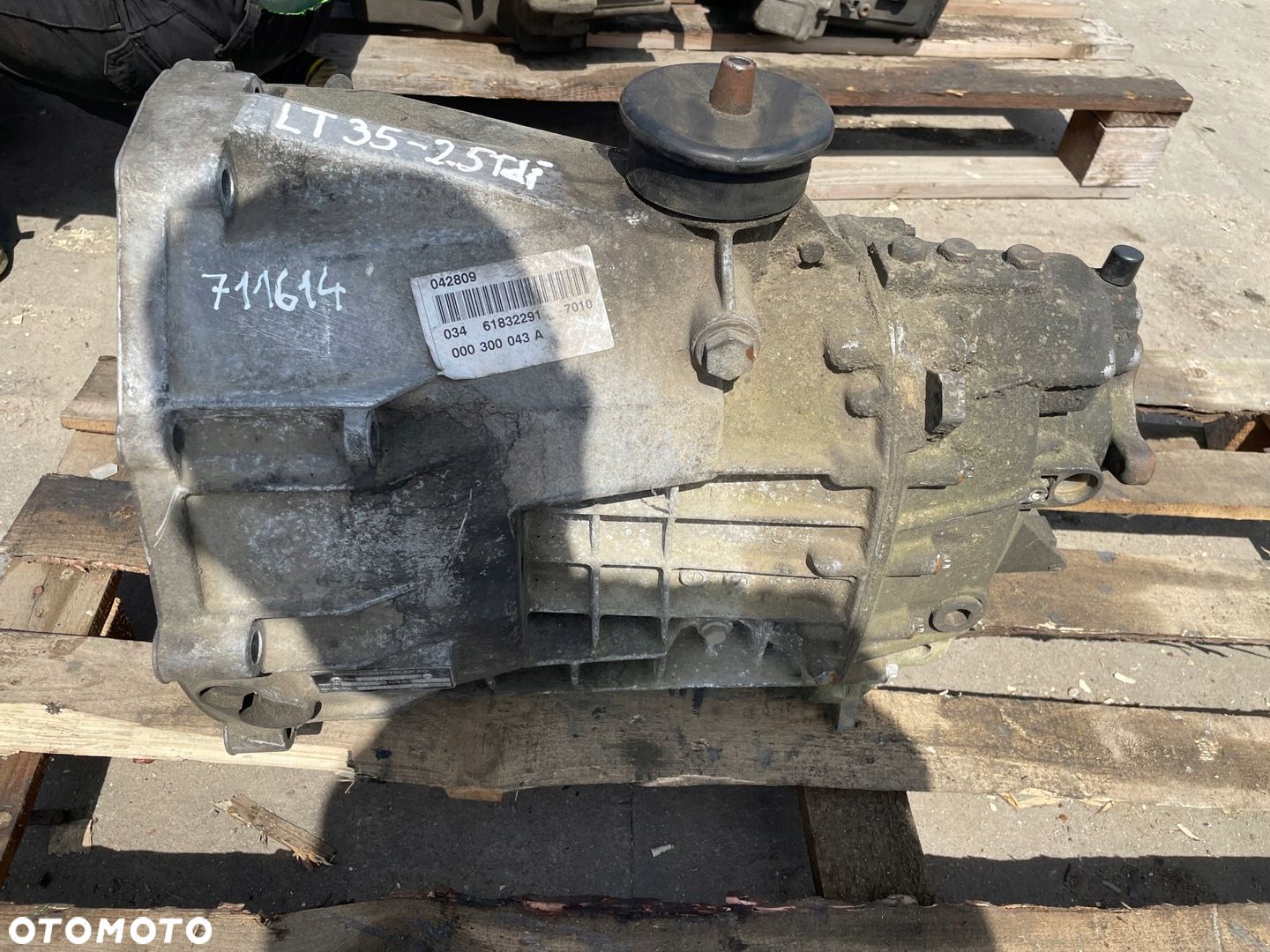 vw lt II 2.5 tdi skrzynia biegów manualna kod - 711614 711.614 - 1